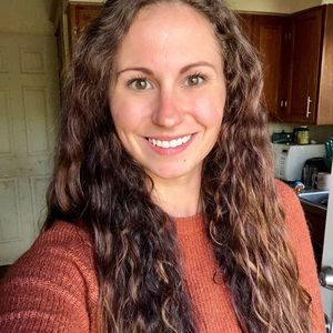 Meet your Posher, Casey